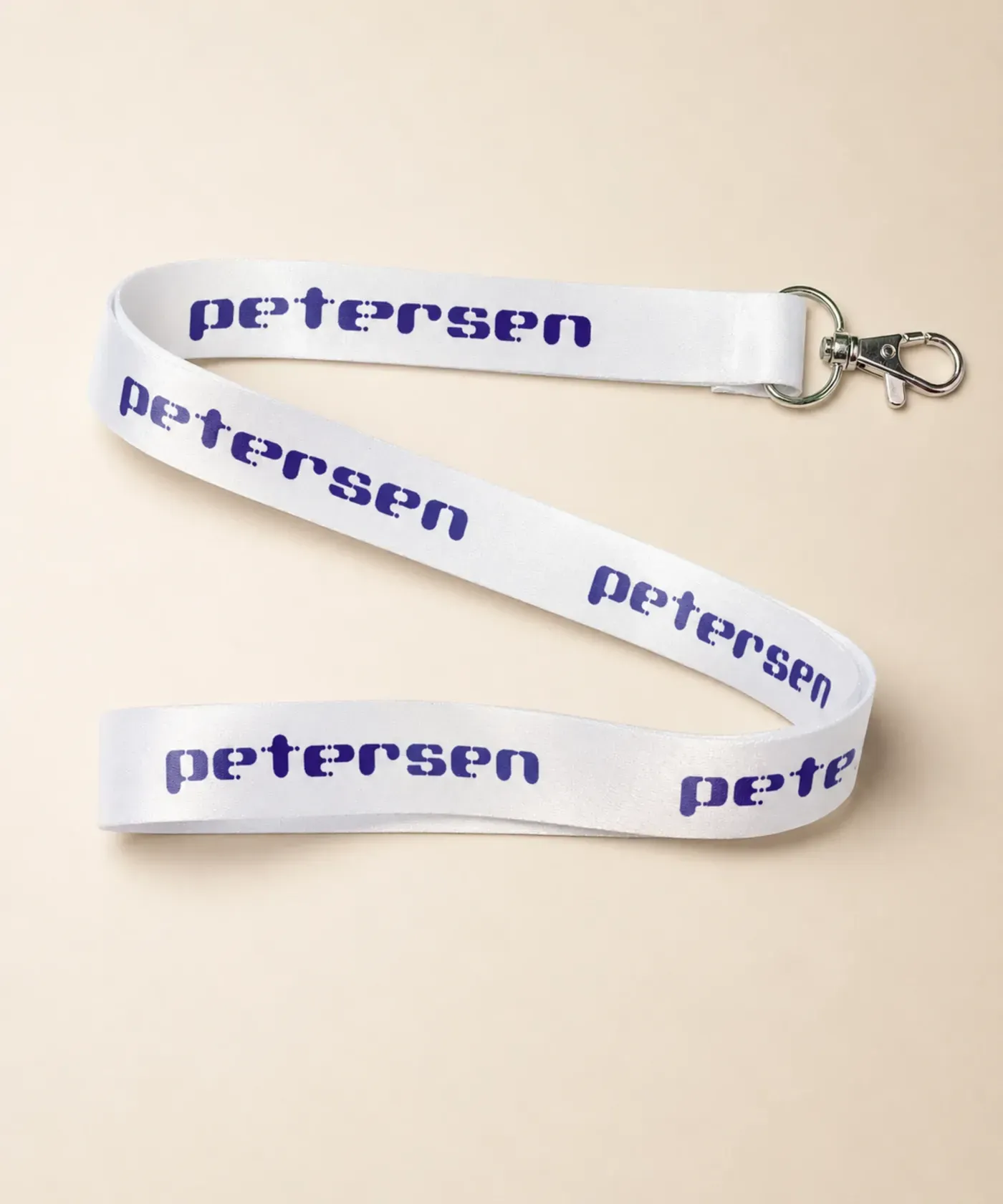 Personalizowana smycz reklamowa z nadrukiem logo wykonana z taśmy tekstylnej